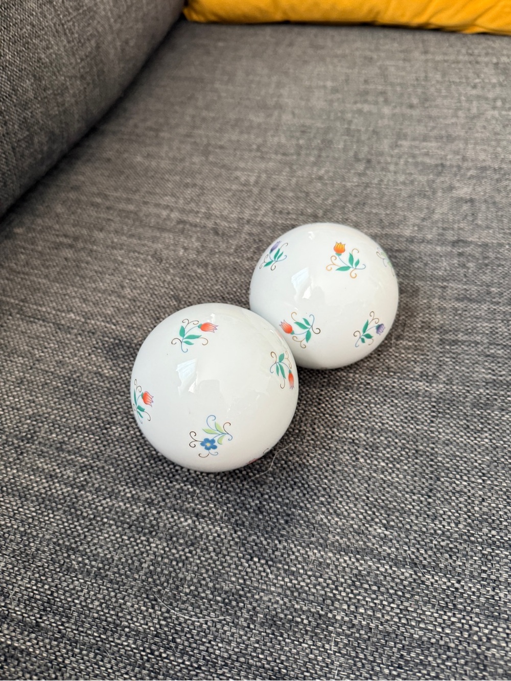White Floral Ceramic Decorative Spheres - Set of 2